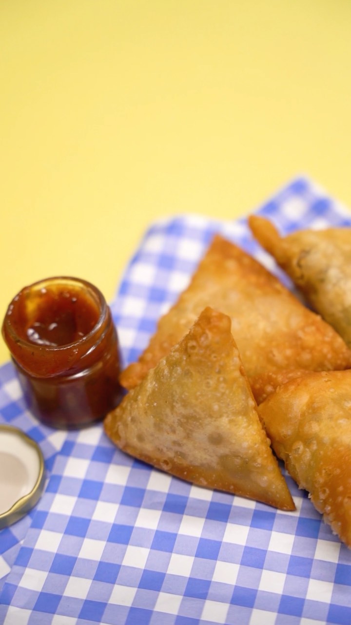 Anúncio de Big Mum's Samosas