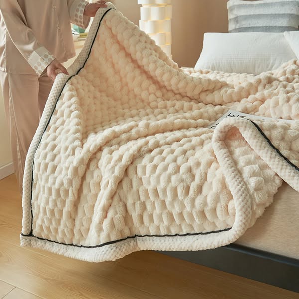 Velvety Thermal Blanket - 30% Off + Free Shipping Today!
