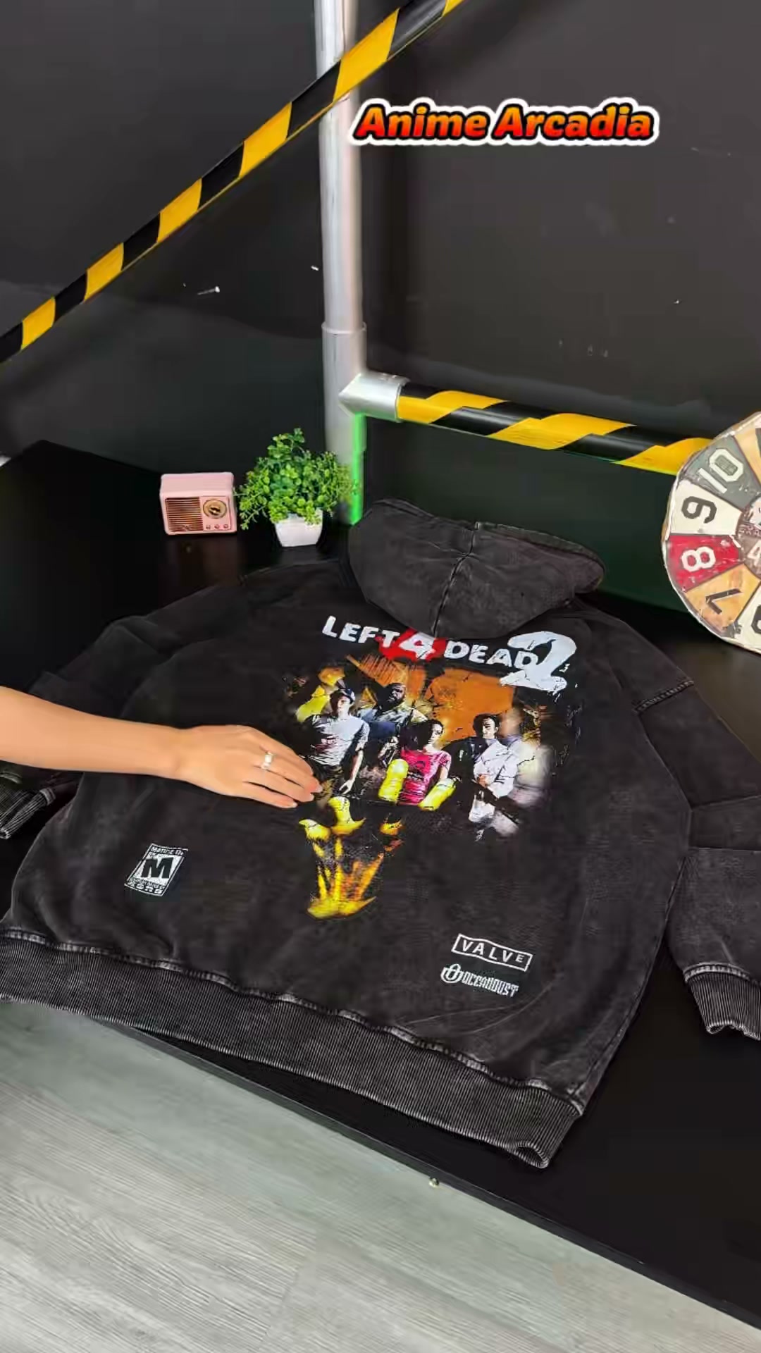 Left 4 Dead 2 — Survival Horror Tee Drop