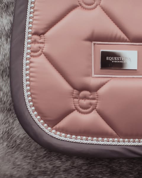 {{product.name}}