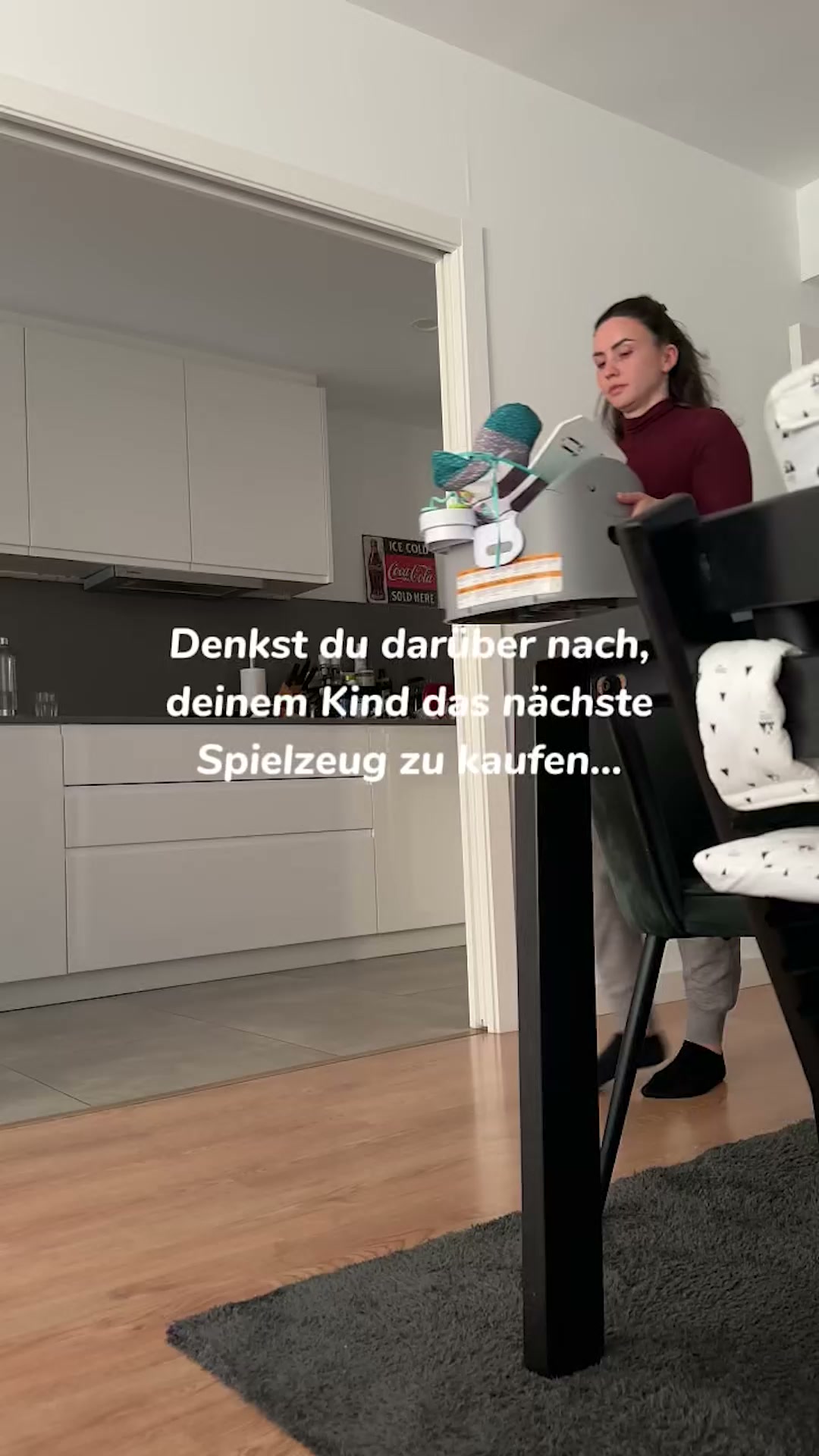 Ein Sofa. Unzählige Spielideen.