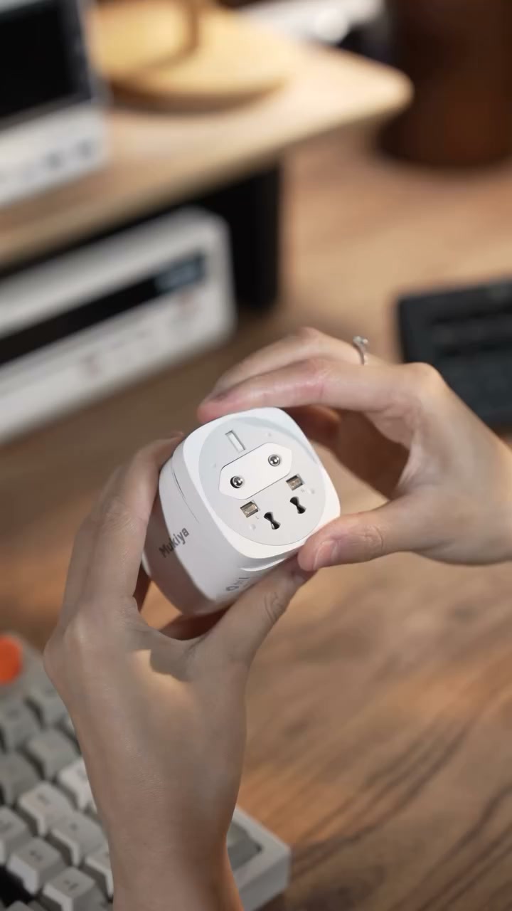 Travel Lighter, Worry Less: Your Ultimate Globe-Trotting Power Companion.