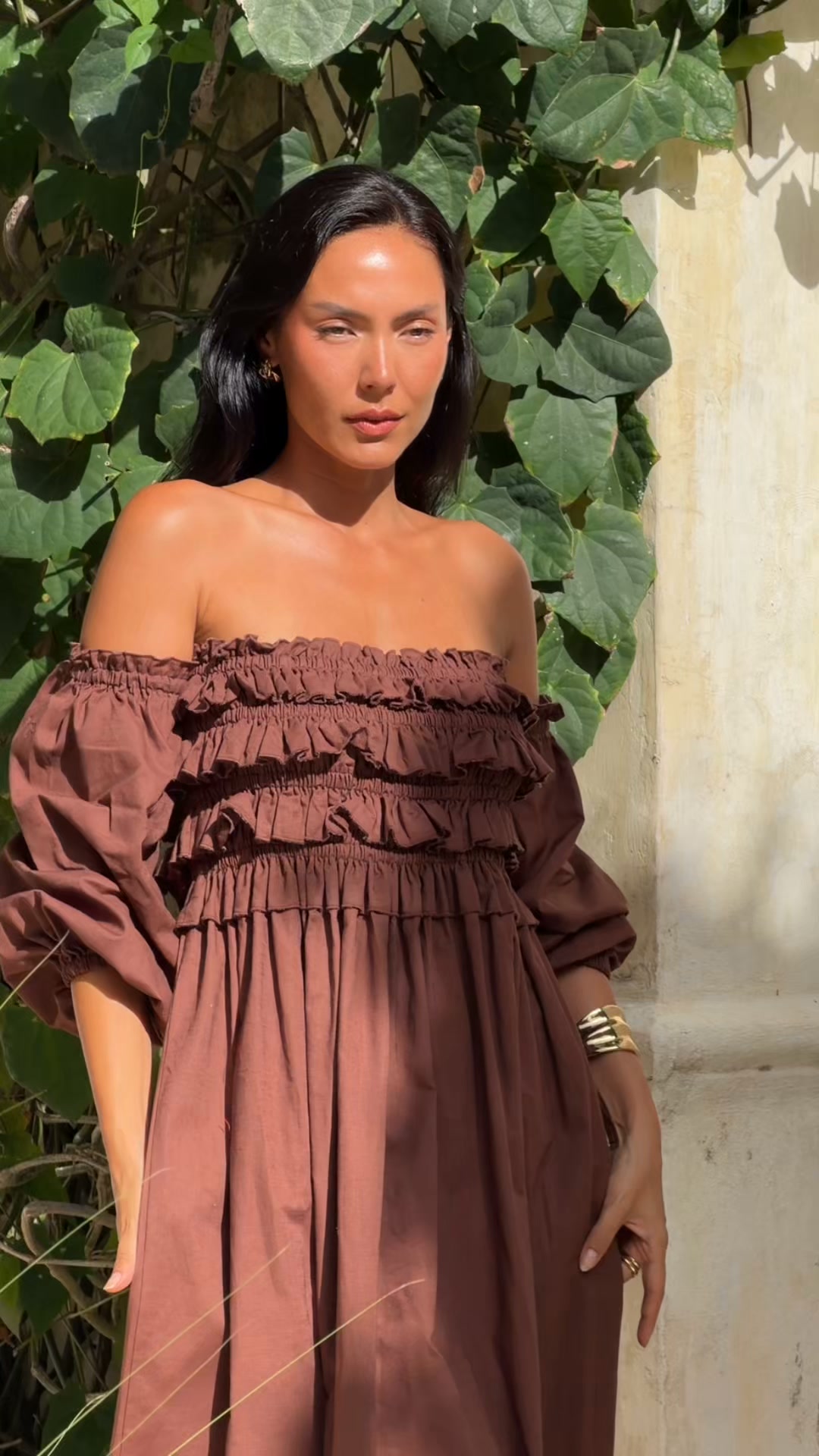 Meet The Ravello Midi