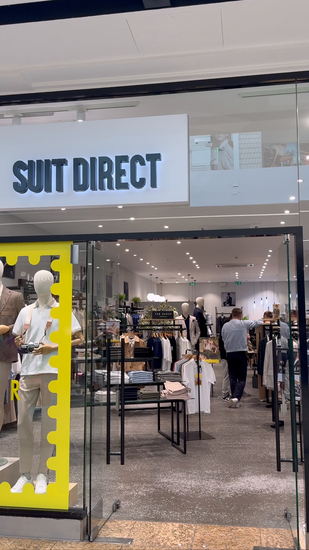 Own the moment. Shop wedding at Suit Direct.