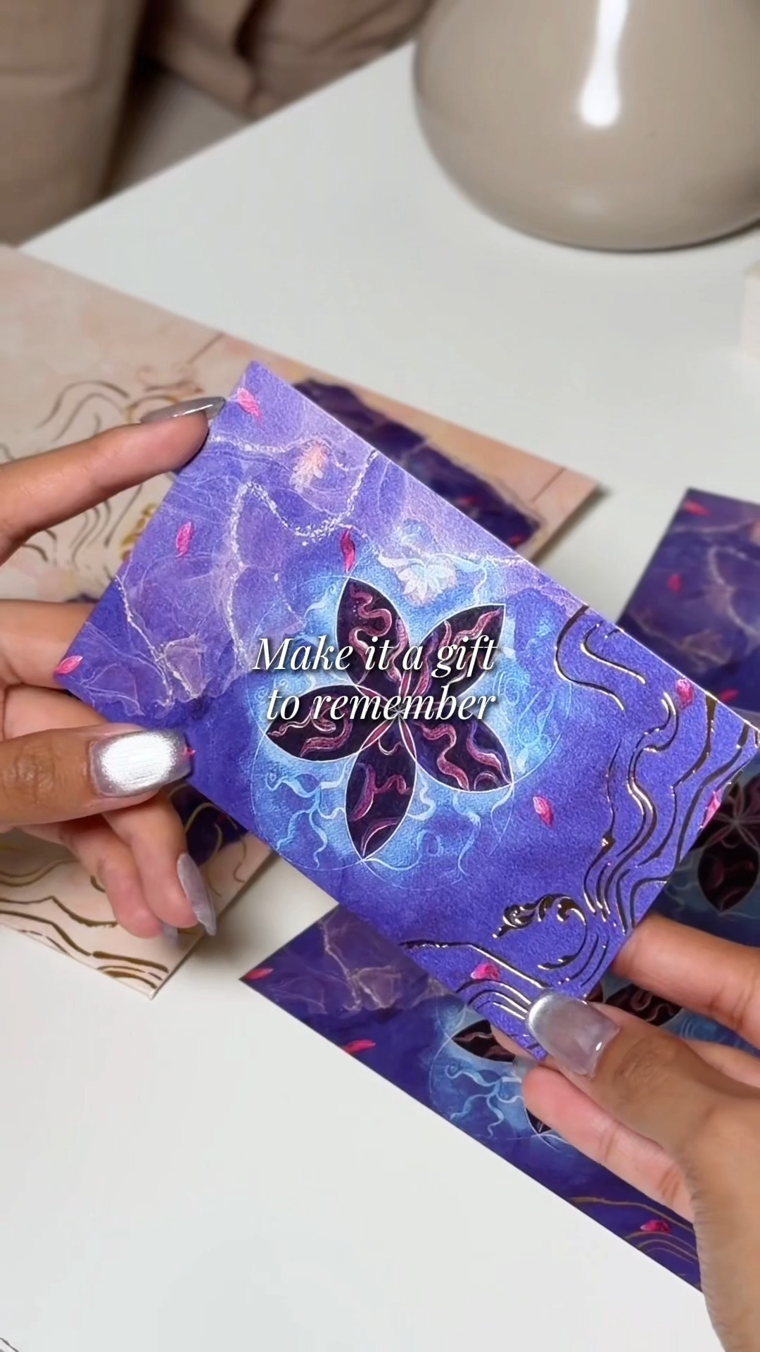 Anúncio de Artlet Studio Designs