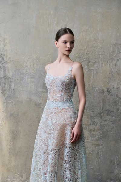 BLUE FLOWER LACE MAXI DRESS