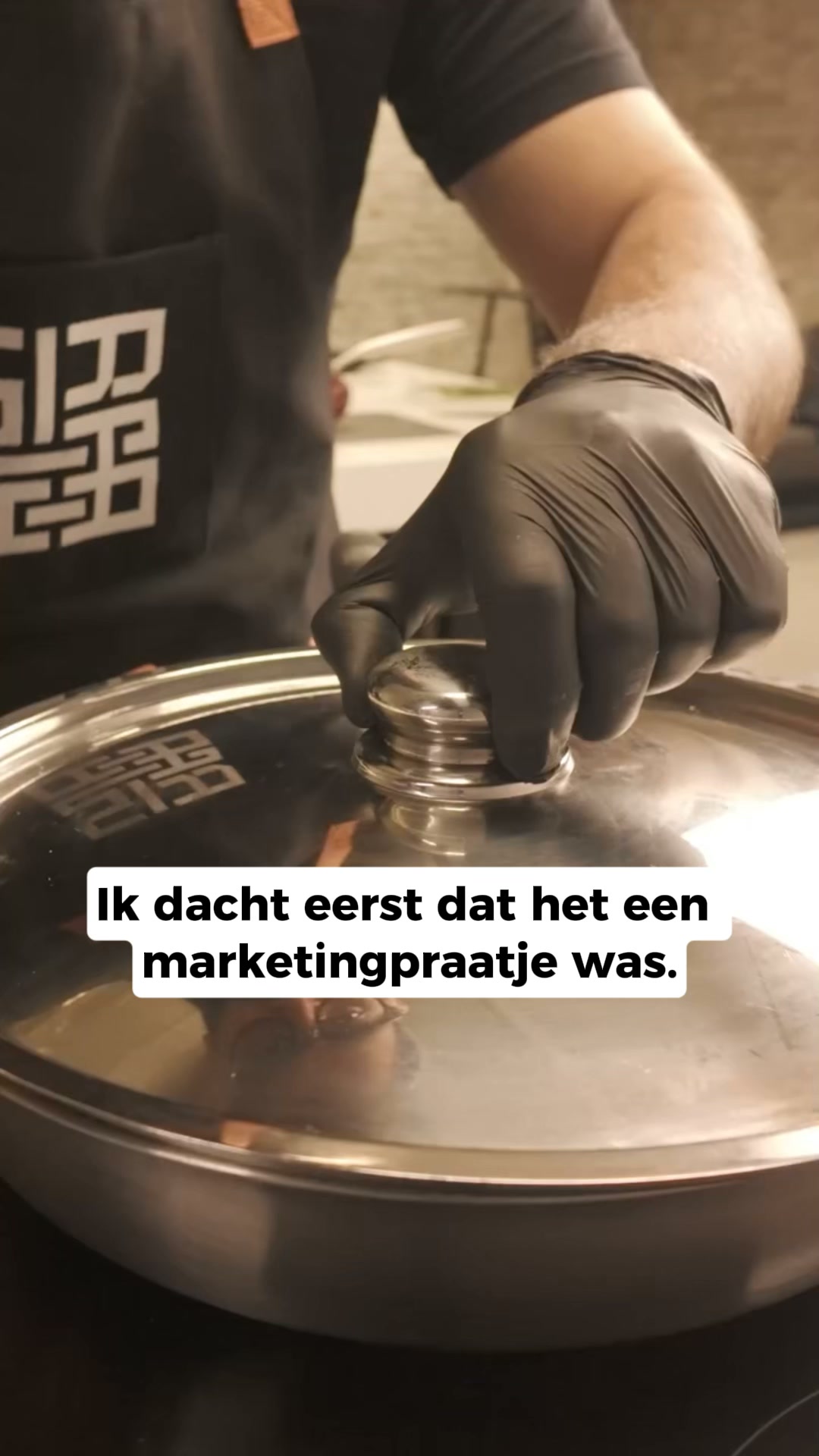 Klaar met afbladderende pannen? Kies voor puur titaan.