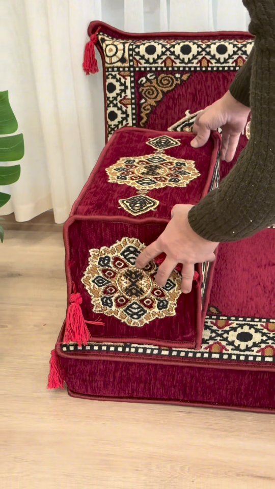 Anúncio de Arabic Sofa
