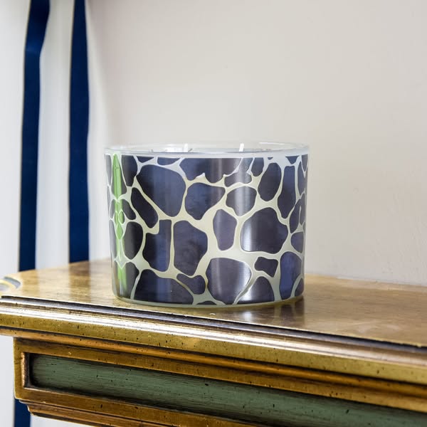 Double Wick Luxury Amber Shea Giraffe Candle