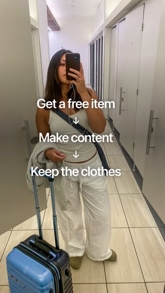 Get free clothes from Boom Butik