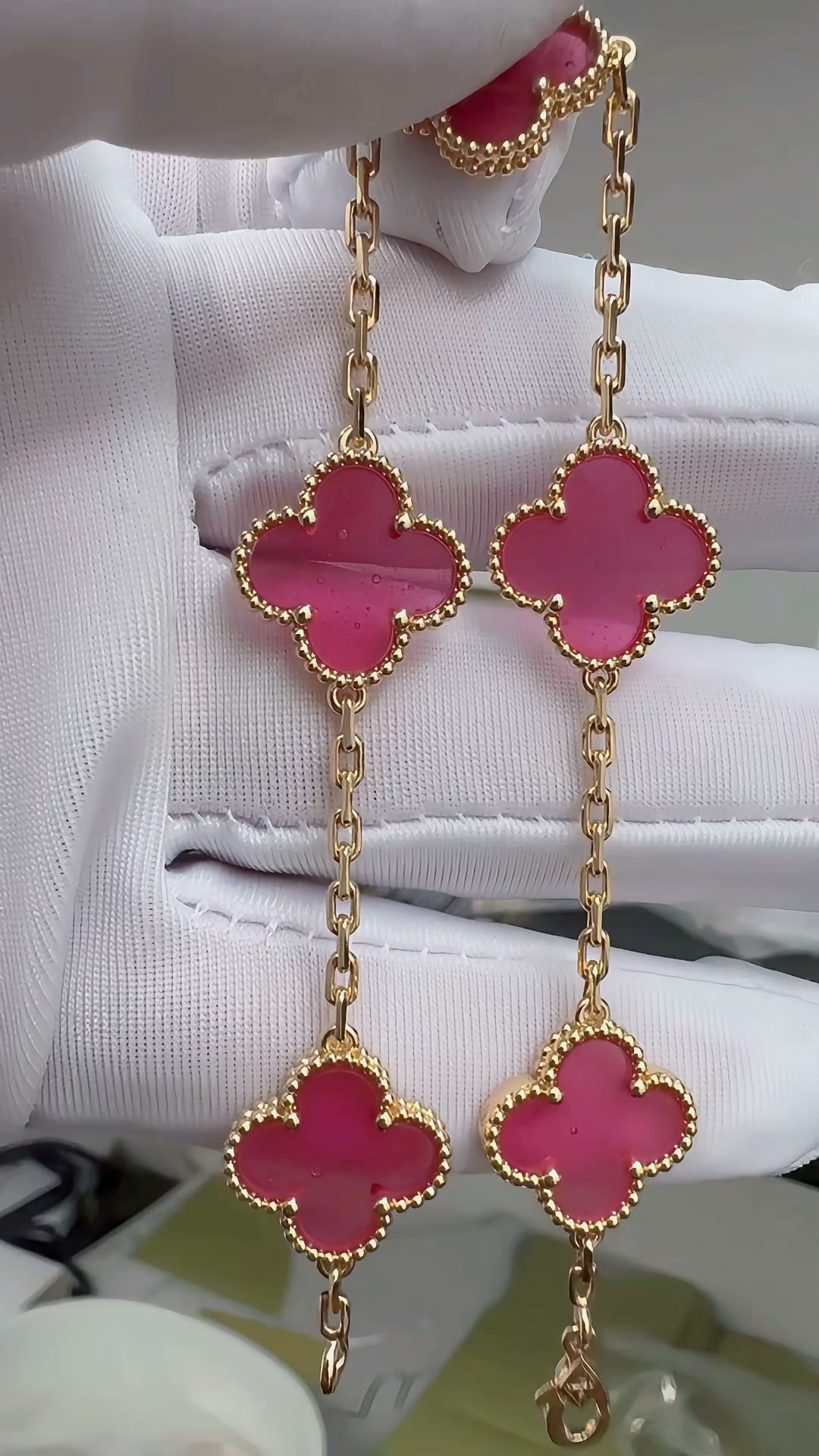 Anúncio de Oakjuri.Elegance-jewel