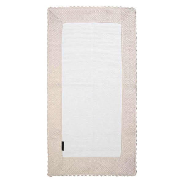Tapete com Aplicação Favo com Renda