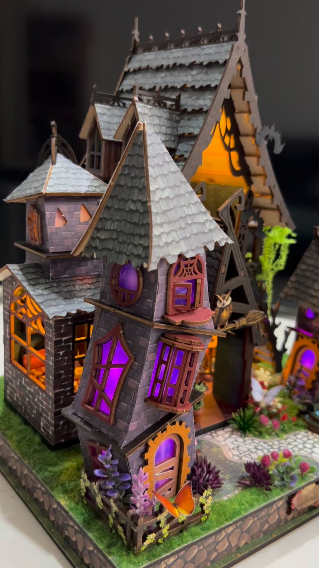 BOOK NOOK WORLD