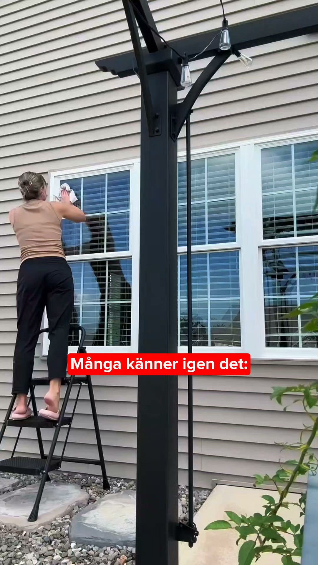 Har du också de där vattenfläckarna på duschglaset som aldrig verkar gå bort?