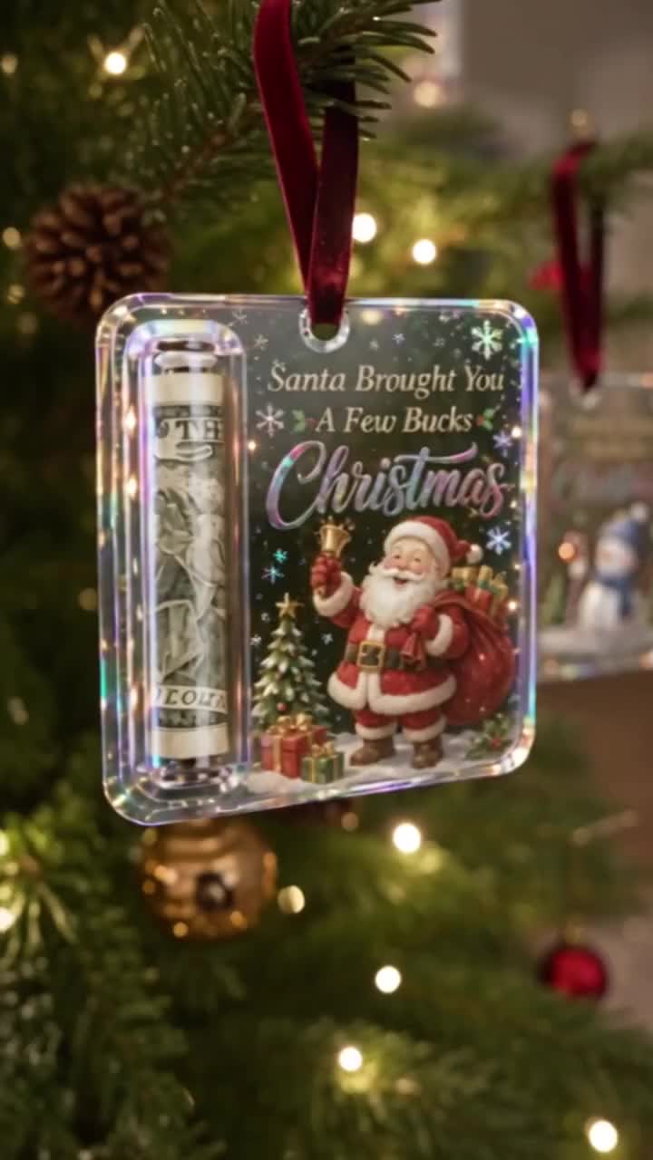 L'Ornement de Noël Élégant en Argent - Un Must-Have Festif !