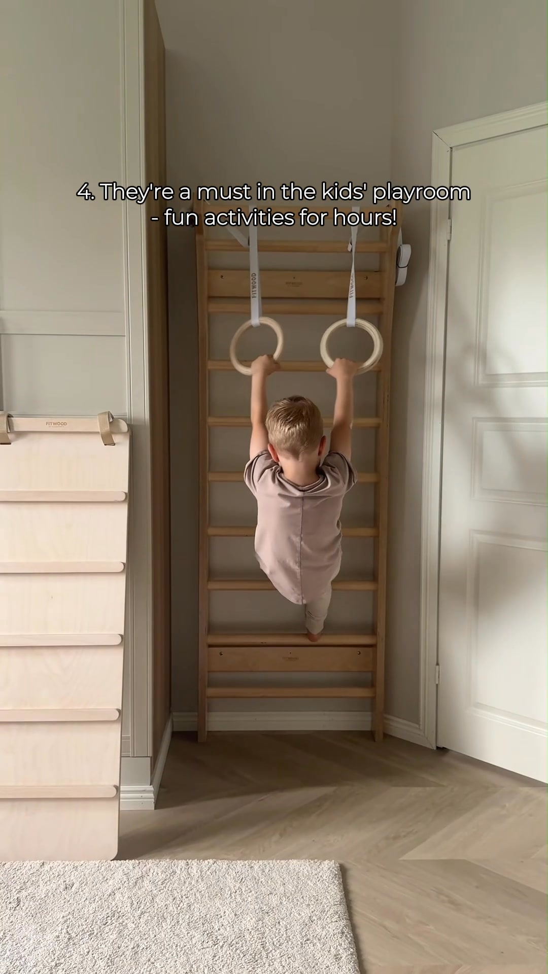 FitWood wall bars transform your home into a space for movement, play and training – for kids and adults alike