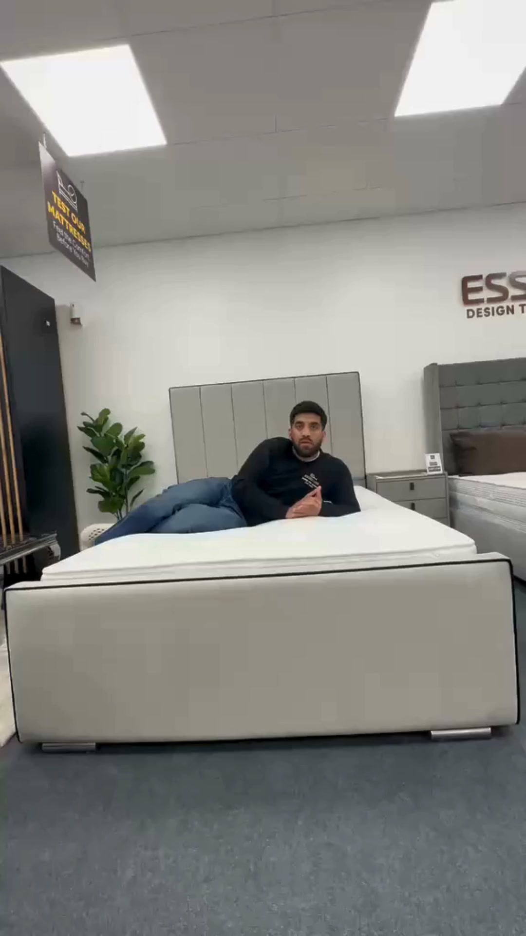 ESSEX LUXE- Colchester
