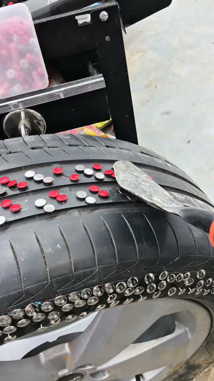 Self-Sealing Tire Repair Screws