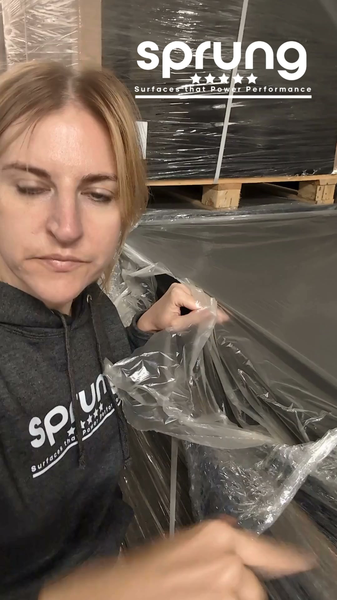 Does rubber flooring smell?