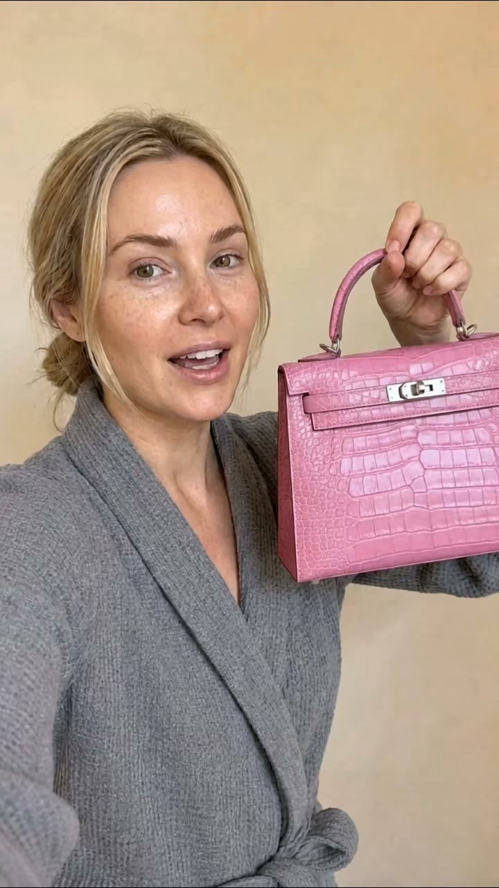 People swear this bag cost $20,000. It didn't