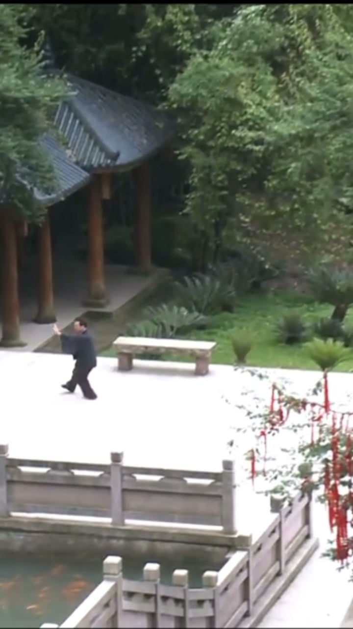 Walk the 8 Trigrams in Vietnam